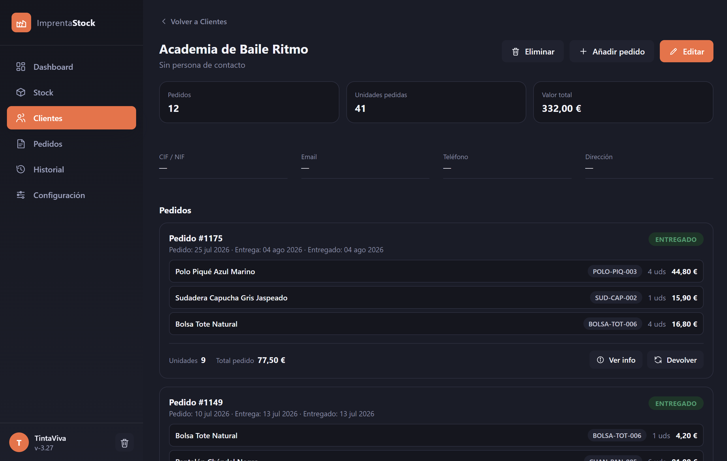 Historial completo de un cliente: todos sus pedidos, con estado, prioridad y acceso directo para editar, entregar o devolver cada uno.